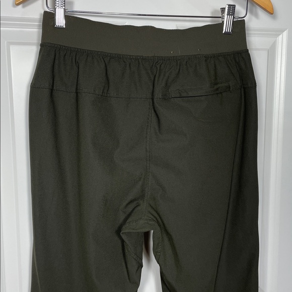 Lululemon Men’s ABC Skinny-Fit Jogger Size Small Army Green Pull On Performance - Picture 9 of 17